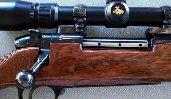 Weatherby Mark V right receiver